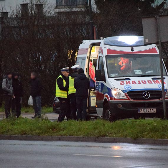 Potrcon rowerzystk przewieziono do szpitala