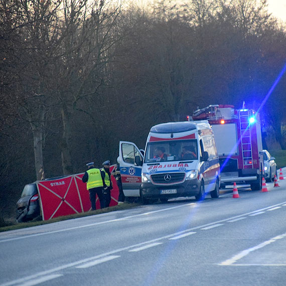 Jedni z najbardziej znanych w Polsce i na świecie świnoujścian Elżbieta i Krzysztof Nakliccy ofiarami wypadku. Pani Elżbieta nie żyje, jej mąż walczy o życie w szpitalu