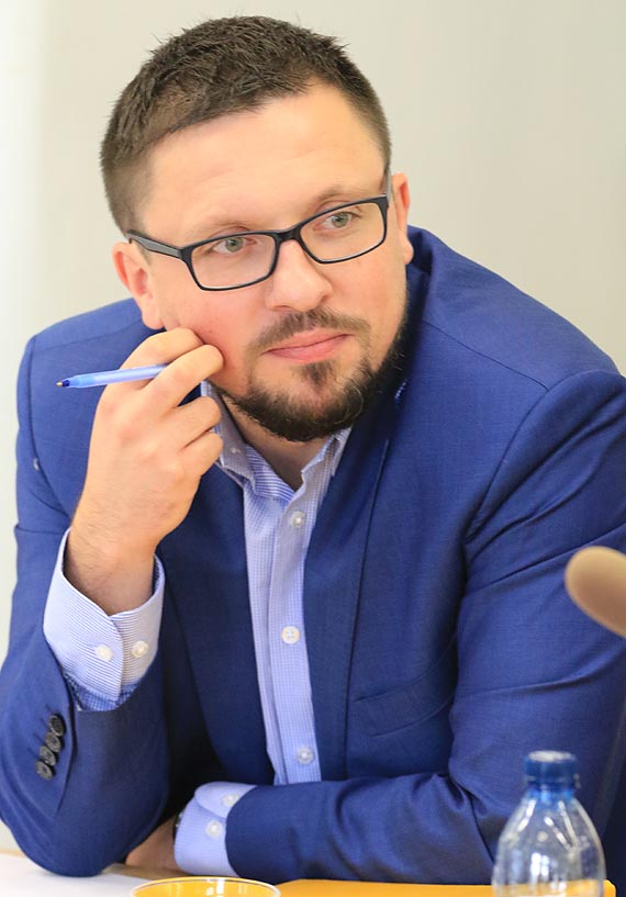 „winojeo - sfery” radnego Borowskiego