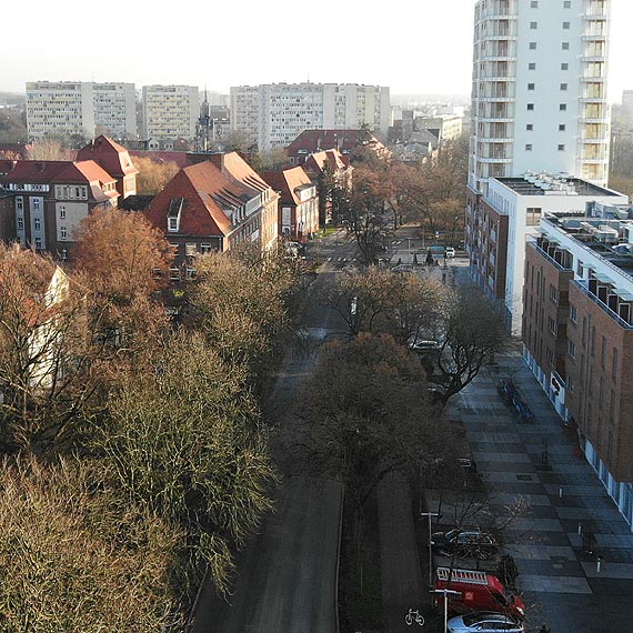 Ulica Wojska Polskiego. Dziś firma ELBUD przejęła plac budowy.