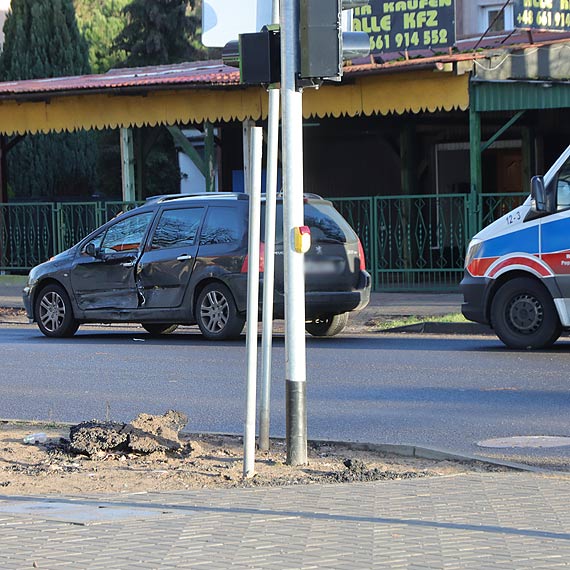 Niebezpieczne skrzyżowanie Wojska Polskiego i 11 Listopada. Zderzyły się samochody