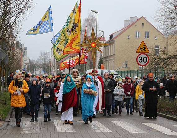 Gwiazda betlejemska poprowadziła świnoujścian szlakiem Trzech Króli