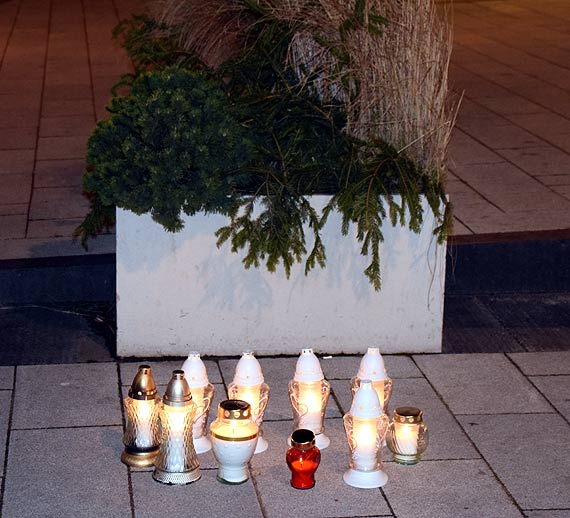 Znieczulica czy emocje opady?