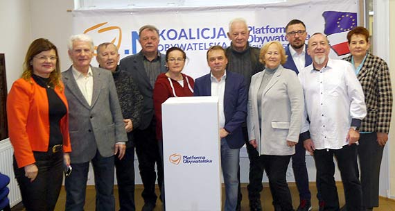 Platforma Obywatelska w winoujciu za Borysem Budk