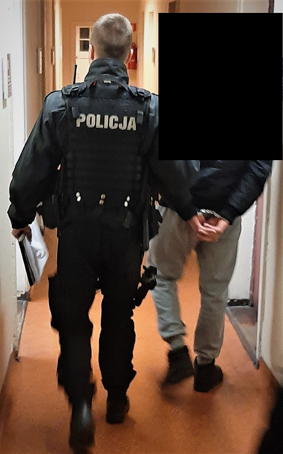 Ponad promil i doywotni zakaz prowadzenia pojazdw. Podr 36-latka przerwali czujni policjanci