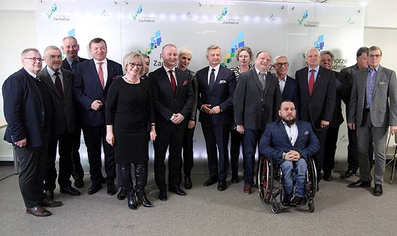 Miliony na zachodniopomorski sport. Pierwsze organizacje z umowami wsparcia