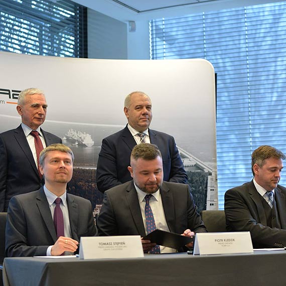 Umowa na rozbudow Terminalu LNG w winoujciu zostaa podpisana