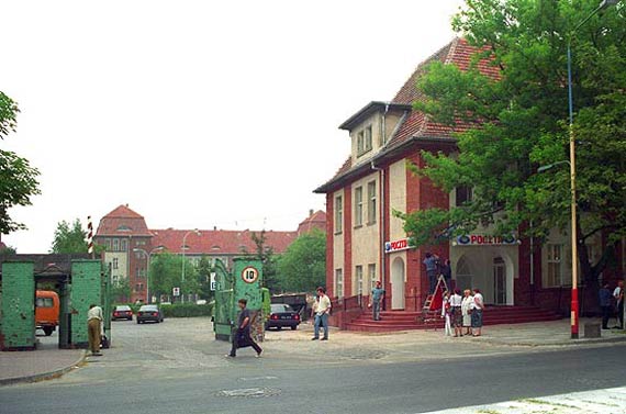 Tak byo: Administracja do koszar!