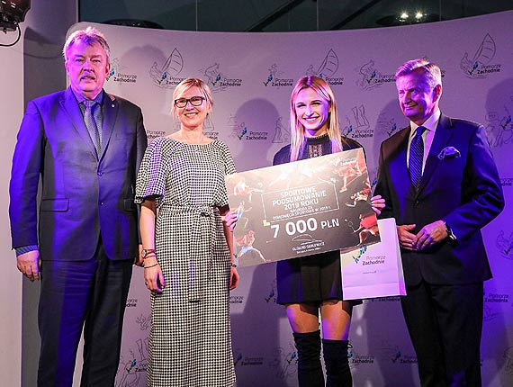 Nagrody dla najlepszych sportowców i trenerów. Marszałek Województwa podsumował 2019 rok