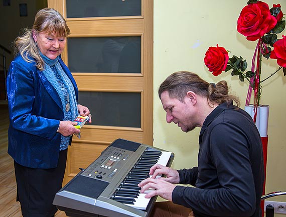 Przed Dniem Kobiet. Popołudnie z Marią Przybylską w MDK Przytór