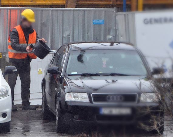 Mieszkaniec: Zabrakło wyobraźni czy kawałka folii?