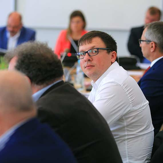 Jan Borowski - chc uczestniczy w czwartkowej sesji