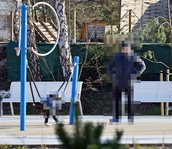 Czytelniczka: Po kolejnych zaostrzeniach z dzieckiem na plac zabaw!