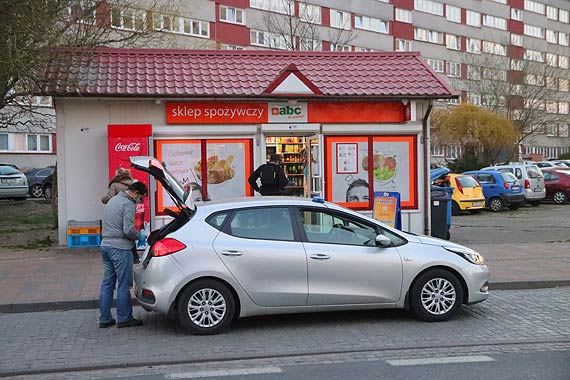 Mężczyzna z nożem napadł na sklep ABC!