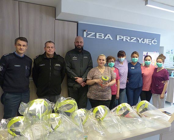 Szczecińska Służba Więzienna włączyła się w pomoc w walce z pandemią koronawirusa