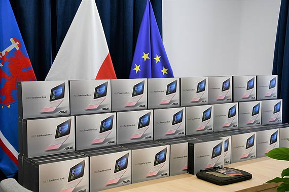 Miasto. 65 tabletw trafi do uczniw