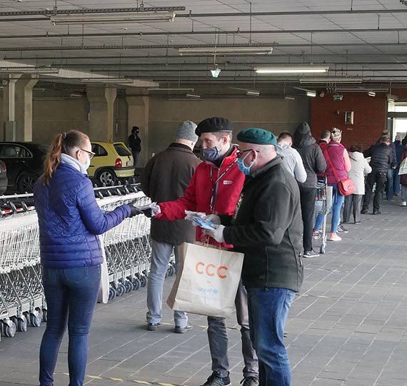 Nieść chętną pomoc bliźnim...
