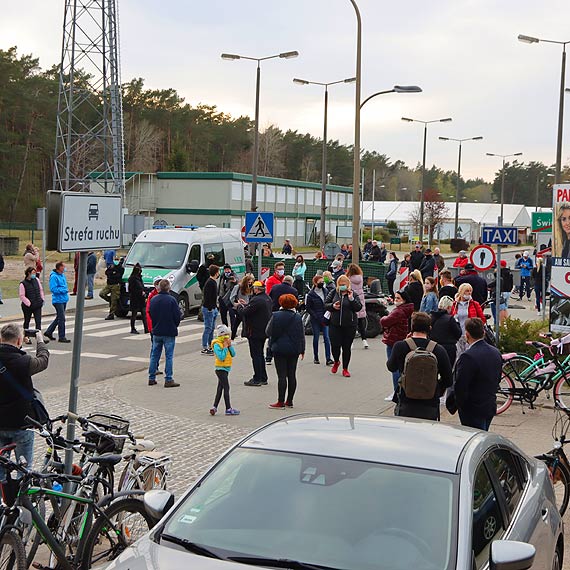 Protest na przejciu granicznym Ahlbeck-winoujcie Chc pracowa i wraca do rodziny