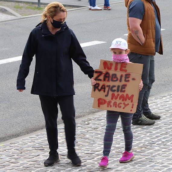 Protest na przejciu granicznym Ahlbeck-winoujcie Chc pracowa i wraca do rodziny