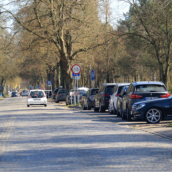 Targowisko nadal bez parkingu. Czy tak już pozostanie?