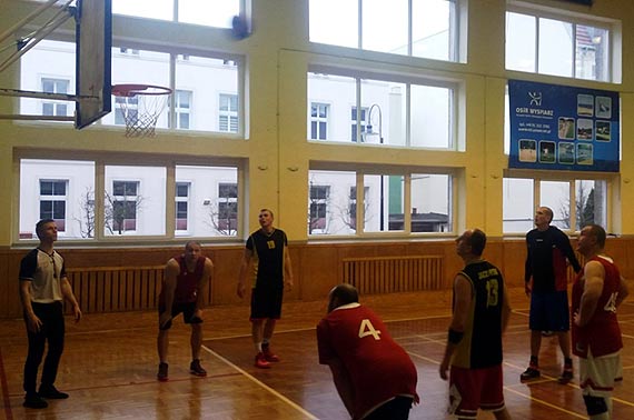 Dobra wiadomość: otwarte hale sportowe