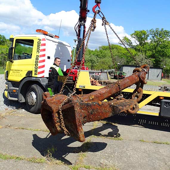 Kolejny transport zabytków techniki morskiej