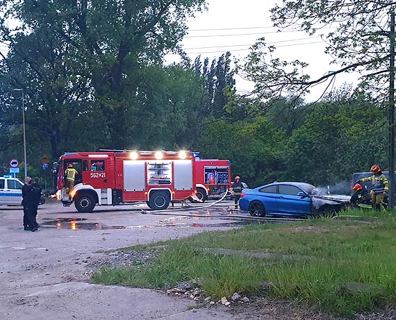 Podpalacz aut grasuje w Świnoujściu?