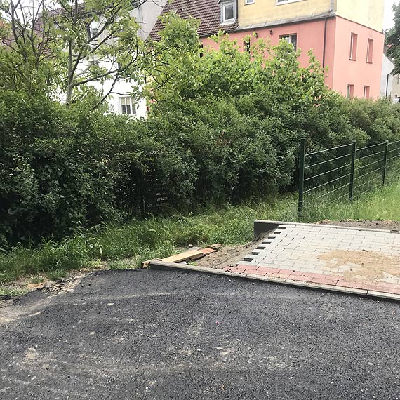 Budowa ścieżki rowerowej przy Barlickiego jest podzielona na etapy