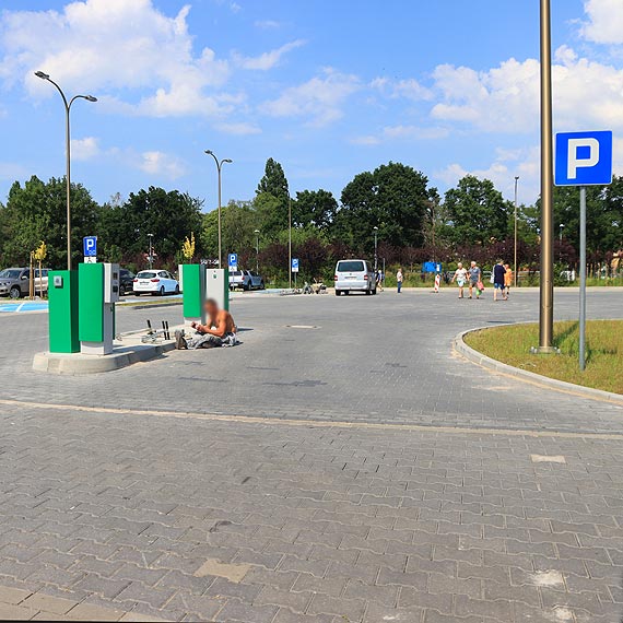 Parking wrogi autobusom