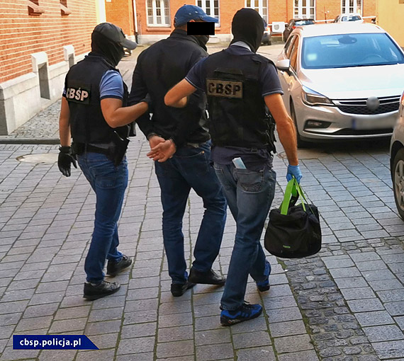Pienidze w pralce - rozbita grupa, ktrej czonkowie s podejrzani m.in. o zbrodni vatowsk