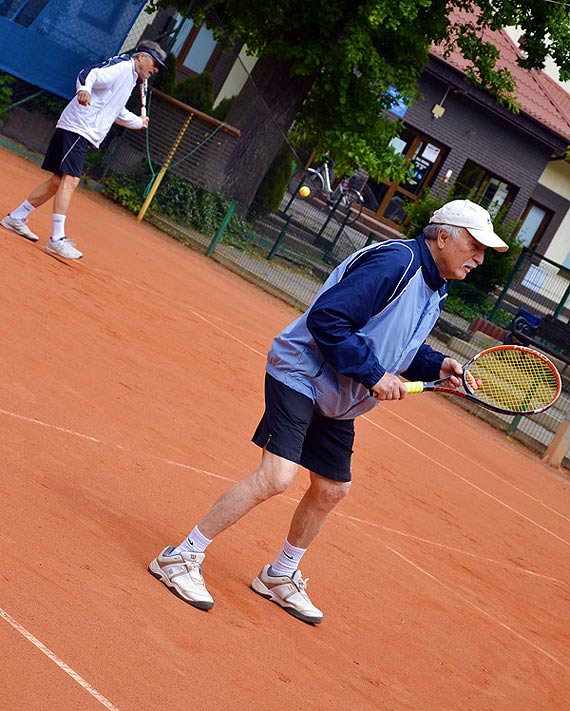 Seniorzy na korcie