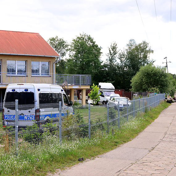 Tajemnicza beczka wykopana podczas prac ziemnych