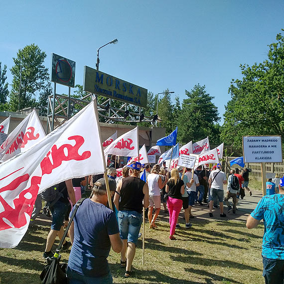 Stoczniowcy broni firmy