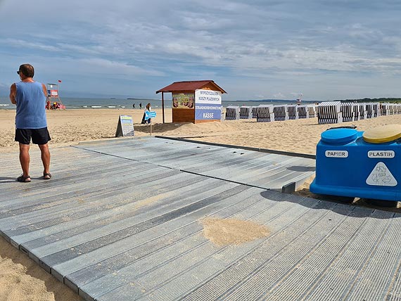 Mieszkańcy i turyści pytają o prysznice na plaży - OSiR odpowiada