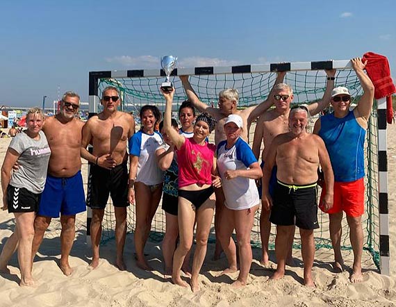I turniej w piłce ręcznej plażowej w kategorii Masters