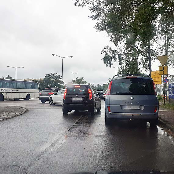 Czytelnik: Z serii „mistrz parkowania”