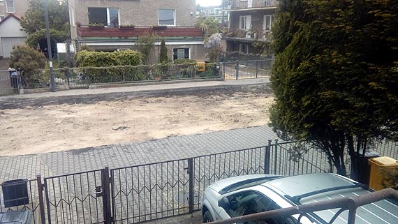 Niepenosprawnych przeniesiecie na plecach. Nowe standardy remontw miejskich drg?