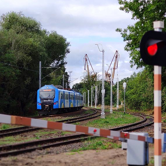 Dokończą elektryfikację kolei sprzed 44 lat, a po całkowitej modernizacji w 5 godzin do Warszawy