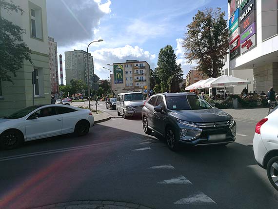 Zapaka powodem parkingowego chaosu na Dbrowskiego