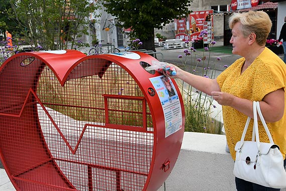 Kosz na nakrtki stan na pl. Wolnoci w winoujciu