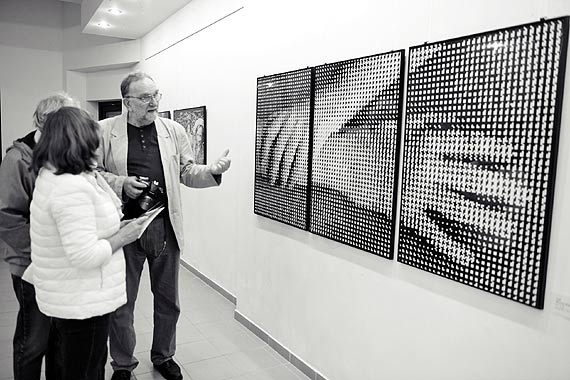 Druga po długiej przerwie, wystawa fotografii Zdzisława Pacholskiego „Piętno wyróżnienia" zagościła w Miejscu Sztuki44