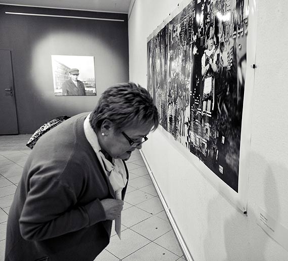 Druga po dugiej przerwie, wystawa fotografii Zdzisawa Pacholskiego „Pitno wyrnienia" zagocia w Miejscu Sztuki44