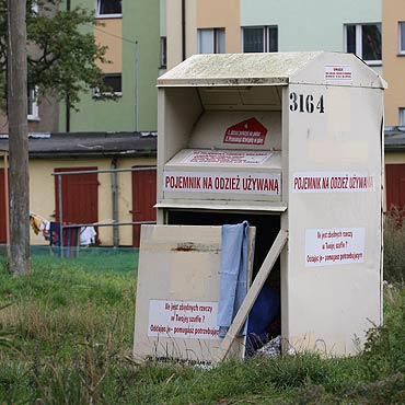 Sporne kontenery