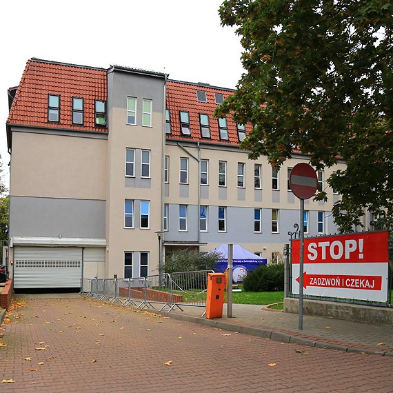 Utrudniony dostp do szpitala? Czytelniczka: Dodzwoni si nie da 