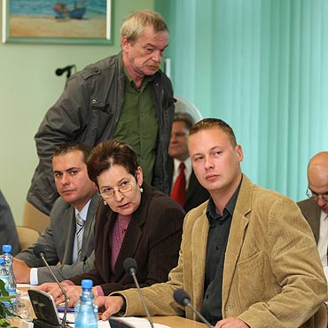 Wyścig się rozpoczął, czyli doświadczeni kontra młodsi