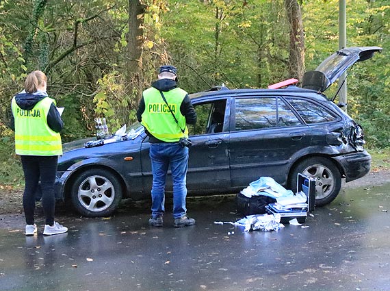 Policyjny pocig, porzucony samochd, uszkodzony radiowz i strzay! To nie film! To wydarzyo si naprawd!