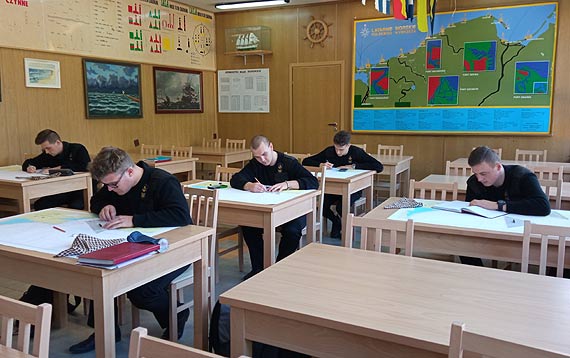 ZMPSi pomg zmodernizowa pracowni przyszym nawigatorom
