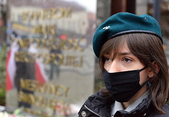 Niepodległość świętujemy „kameralnie”. Także pod pomnikiem