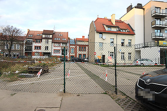 Miasto sprzedao dziaki przy Piastowskiej. Nabywca bdzie mg postawi budynek mieszkalno - usugowy