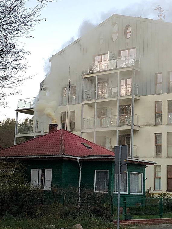 Mieszkaniec: Dymicy komin zatruwa powietrze w rejonie tni